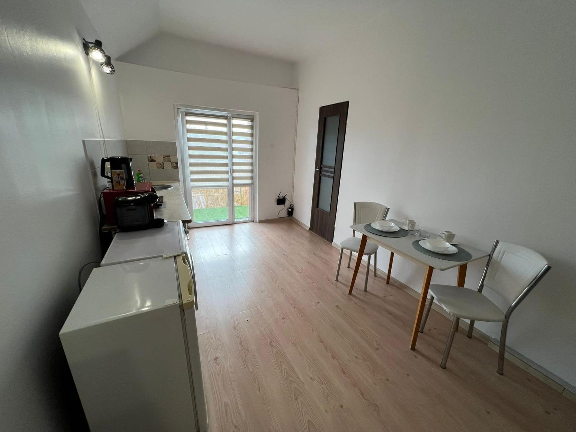 Compact House Apartment Cluj-Napoca Exterior photo