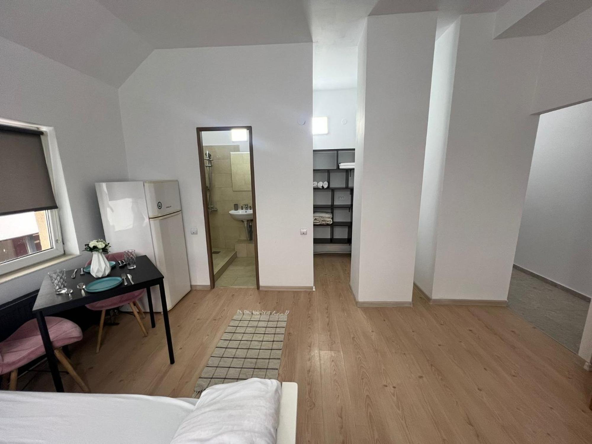 Compact House Apartment Cluj-Napoca Exterior photo