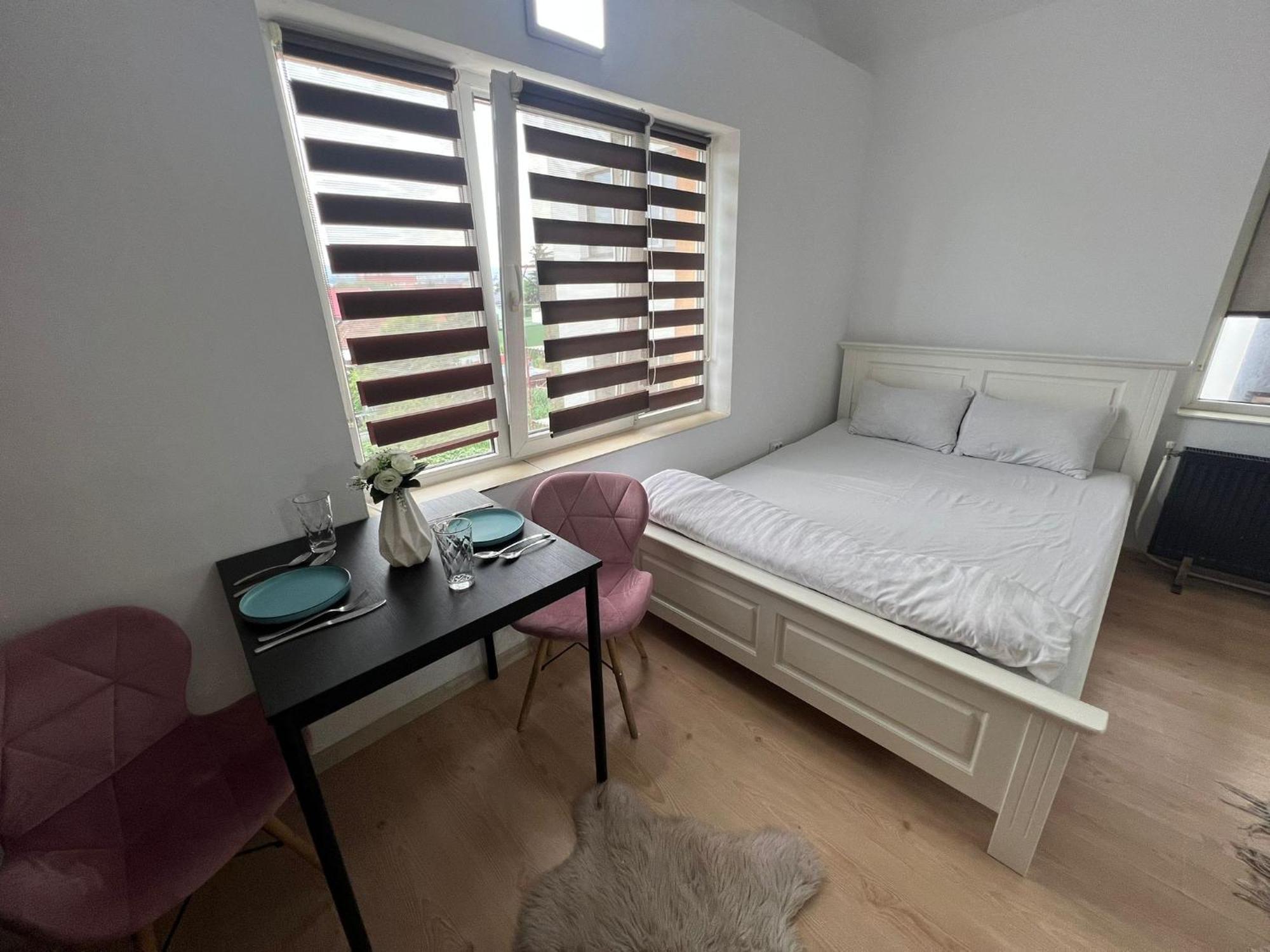 Compact House Apartment Cluj-Napoca Exterior photo